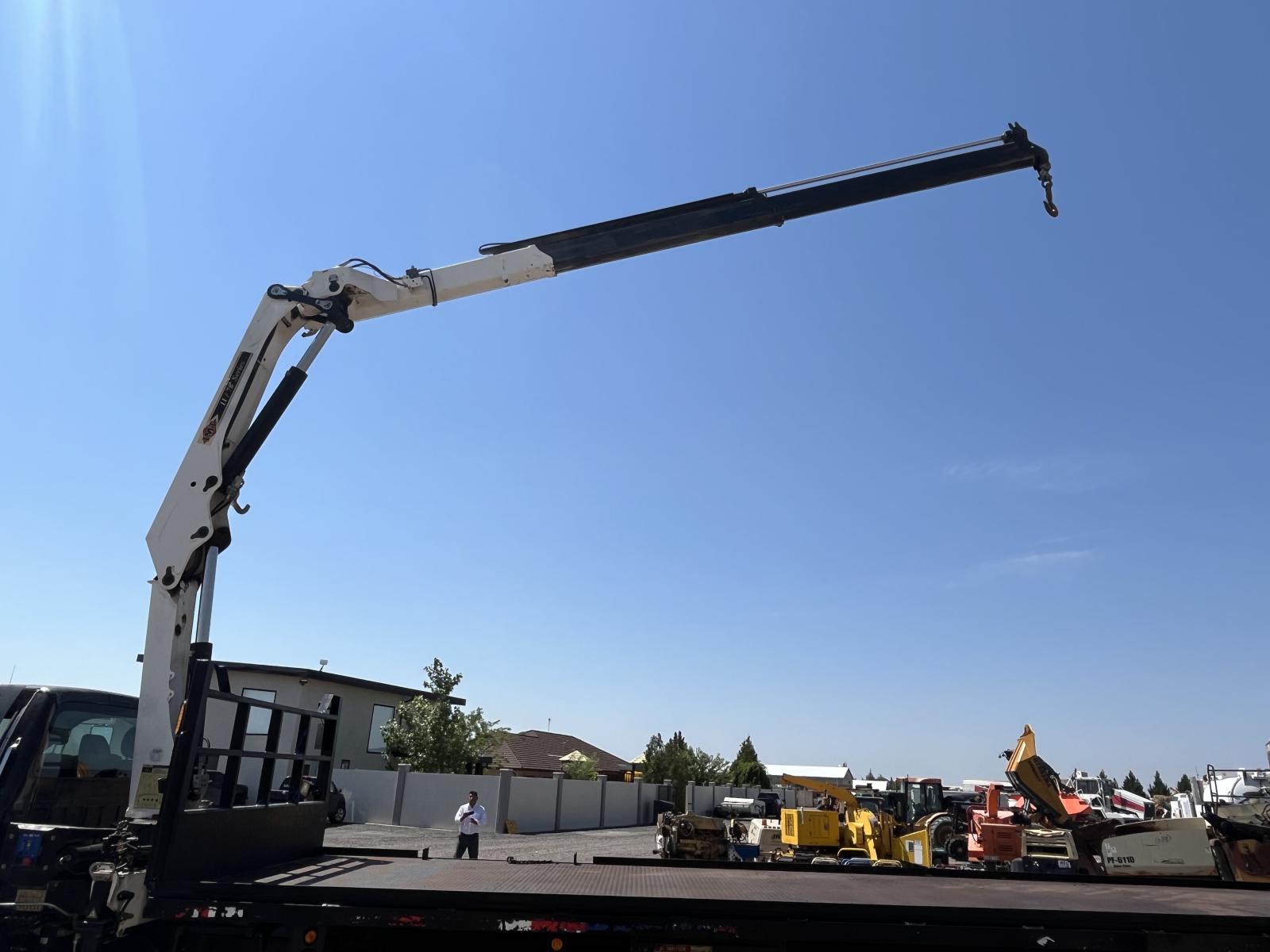 ./imagenes/INVOICE/2019/17193/CAMION CON GRUA HIAB IMT 1178 SL K2 (6).JPG